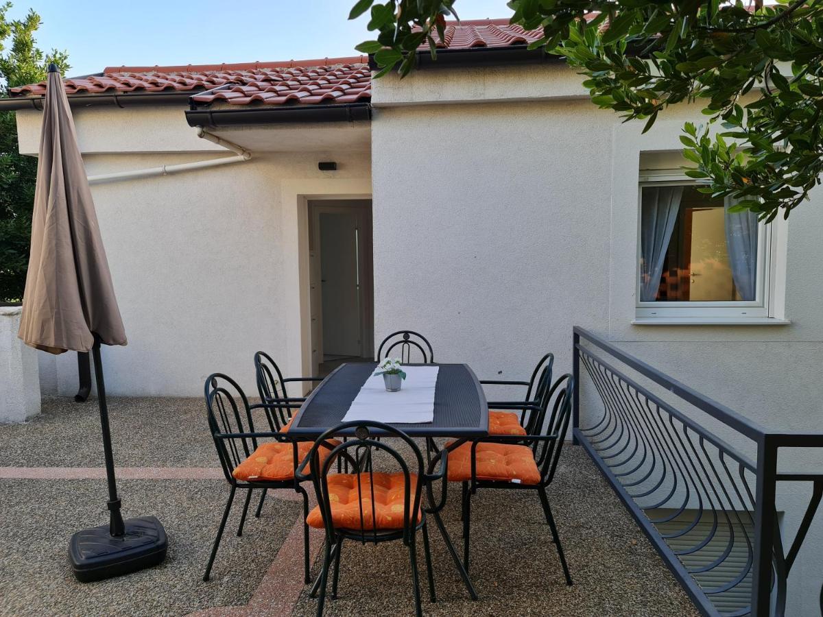 Villa Biondina Сень Екстер'єр фото